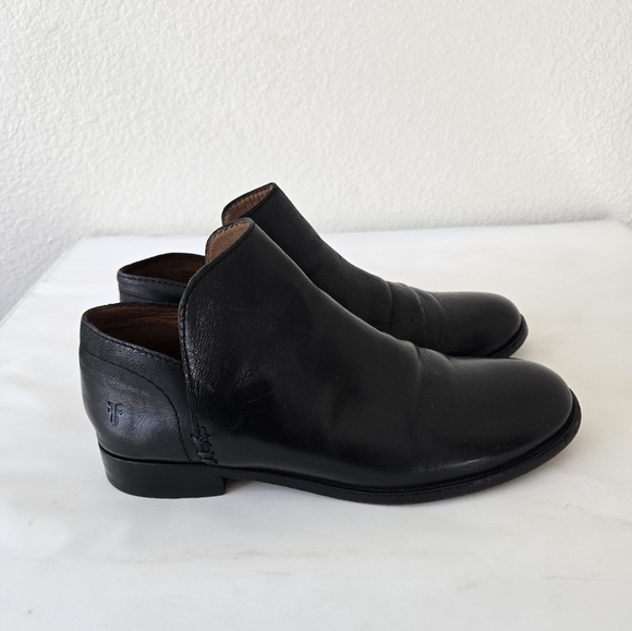 Frye Elyssa Black Leather Shootie Ankle Flat Boot Size 7.5 - Picture 5 of 16